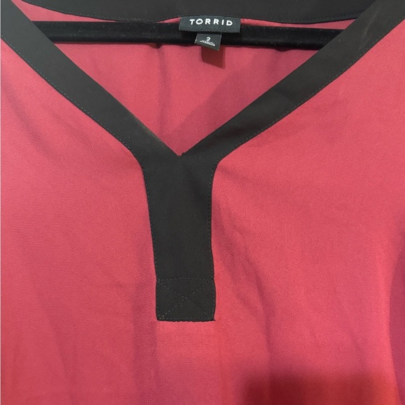 Torrid Burgundy Brick Red Black Georgette Tank Blouse - Picture 2 of 9
